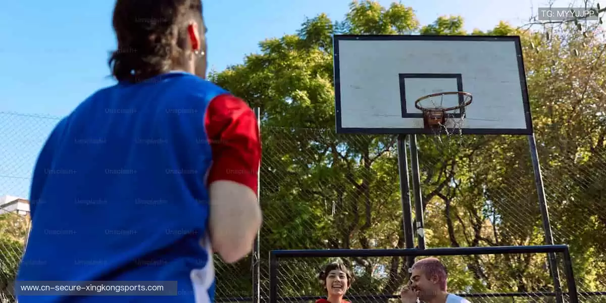 🎉【互动狂欢】弹幕刷屏,竞猜赢取球星签名!